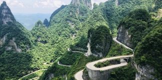 du lich Phuong Hoang Co Tran